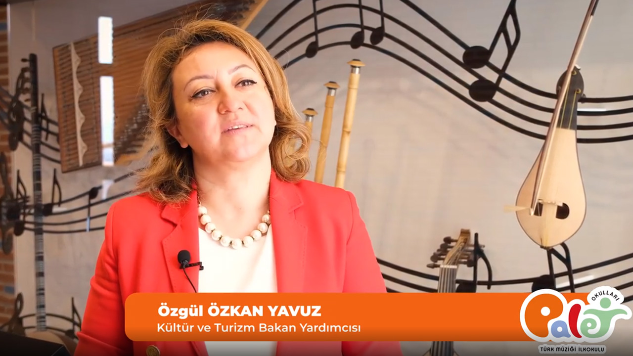 Kültür ve Turizm Bakan Yardımcısı Özgül Özkan Yavuz Palet Türk Müziği İlkokulu’nda